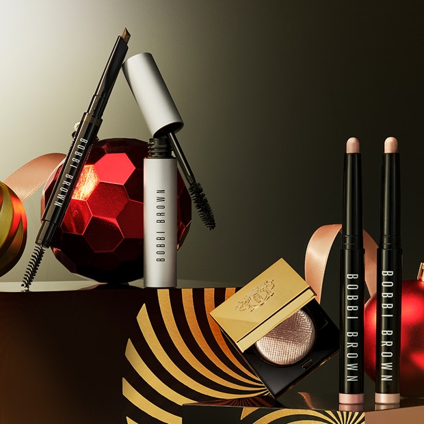 Model removing makeup with our gentle yet powerful Soothing Cleansing Oil